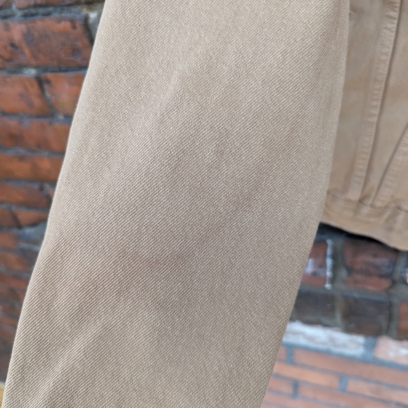 Tan Levi's Trucker Jacket - Picture 4 of 6
